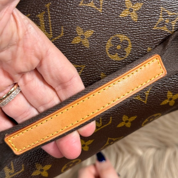 Authentic Louis Vuitton Monogram Rolling Duffle Bag - Picture 3 of 16